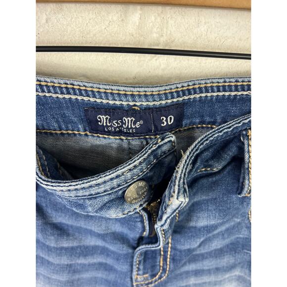 Miss Me Women's Fluer De Lis Mid-Rise Denim Shorts Stretch Blue Size 30 - Picture 9 of 12